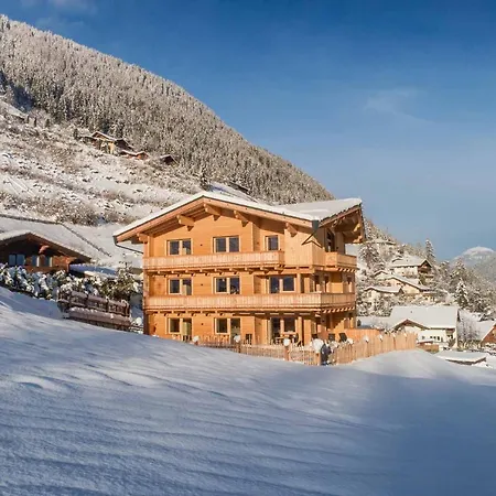 Haus Alpenprinzessin Stubai Tirol Luxury Naturperle Lägenhet *